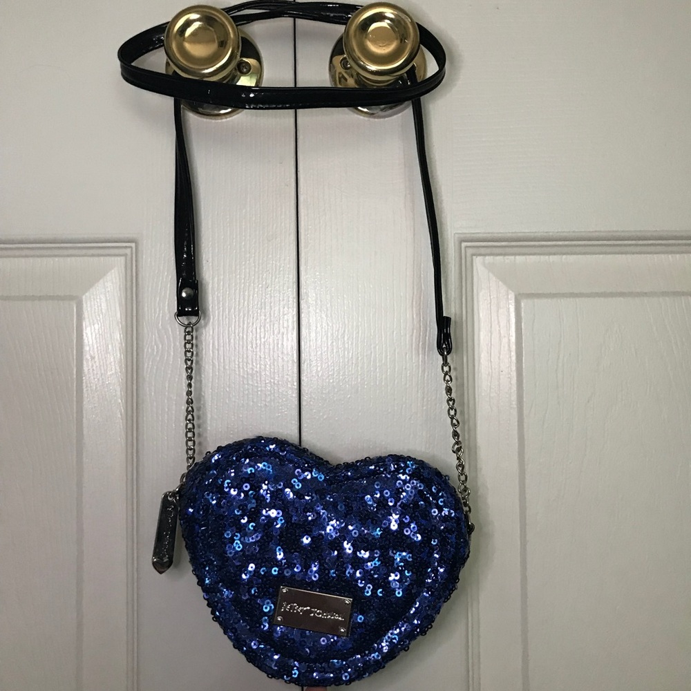 Betsey heart purse